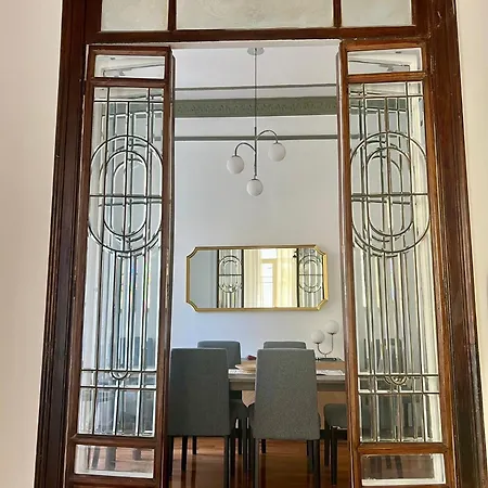 Vomero Hideaway - Family Friendly 나폴리