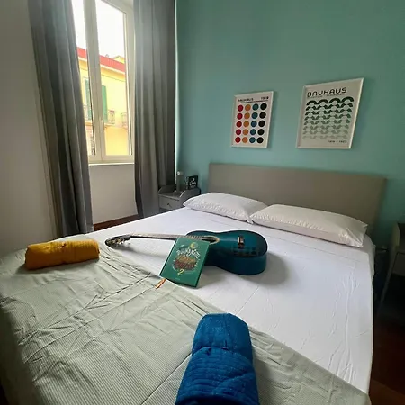 Vomero Hideaway - Family Friendly 아파트 *