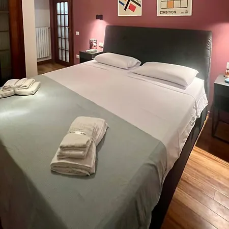 Vomero Hideaway - Family Friendly * Naples